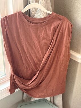 a new day Twist-Detail Long Sleeve Tee - Rust